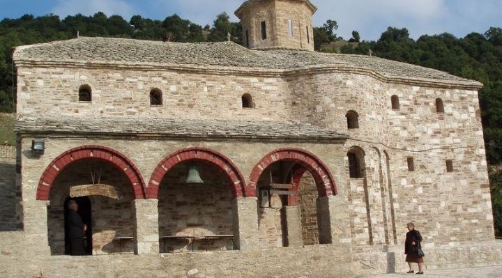 Θρησκευτικές εκδηλώσεις στην Ιερά Μονή Παλαιοκαρυάς στην Κρανιά