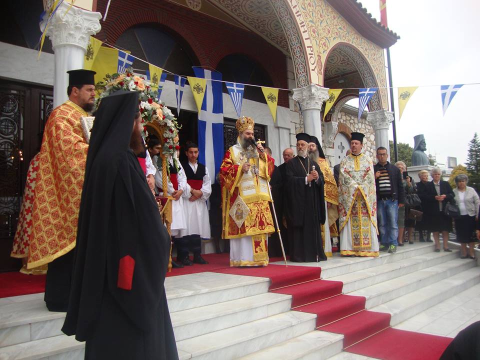 Με λαμπρότητα η γιορτή του Αγίου Δημητρίου στην Ελασσόνα (φωτογραφίες)