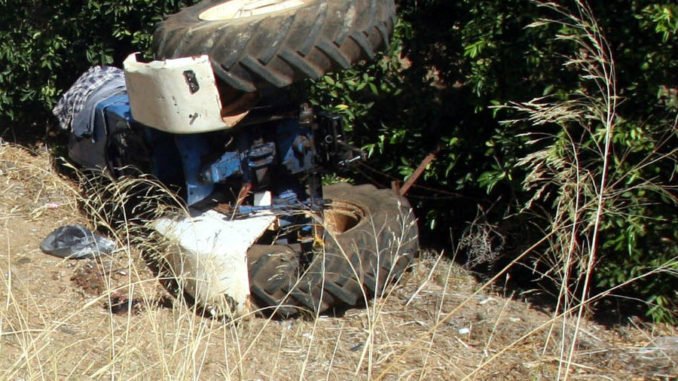 ΝΕΚΡΟΣ 80ΧΡΟΝΟΣ ΑΓΡΟΤΗΣ ΠΟΥ ΚΑΤΑΠΛΑΚΩΘΗΚΕ ΑΠΟ ΤΟ ΤΡΑΚΤΕΡ ΠΟΥ ΟΔΗΓΟΥΣΕ ΣΤΟ ΣΑΡΑΝΤΑΠΟΡΟ