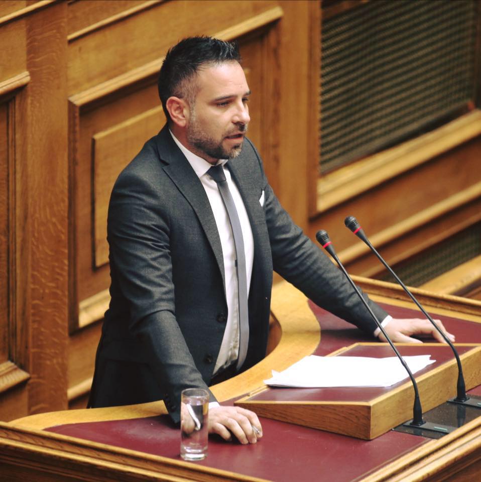 Γιώργος Κατσιαντώνης σε Παππά για ΕΛ.ΤΑ: » Πείτε μας πως ο χρυσός… κατάντησε μπακίρι….
