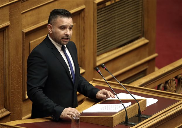 Κατσιαντώνης σε Αποστόλου για φέτα : «Ξύνεται στη γκλίτσα του τσοπάνη… η κυβέρνηση»