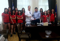 Τον Δήμαρχο επισκέφθηκαν τα κορίτσια του ΓΣΕ Ελασσόνας