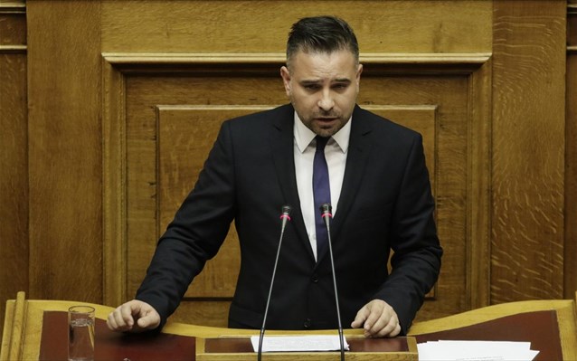 Κατσιαντώνης σε Αραχωβίτη: «Με το έτσι θέλω» αφανίζετε τους αμβυκούχους αμπελοκαλλιεργητές;