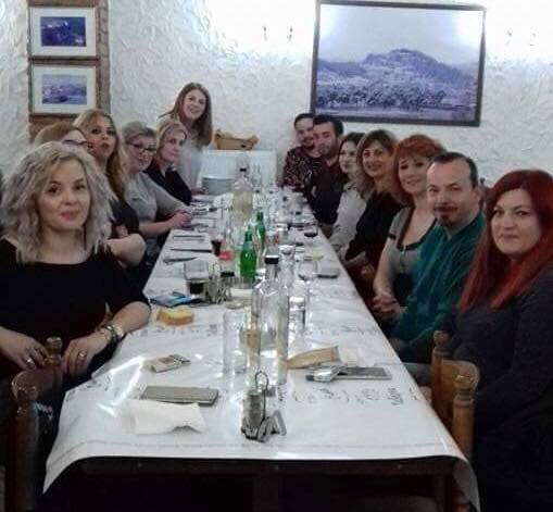 Έκοψαν πίτα οι κομμώτριες και κομμωτές της Ελασσόνας