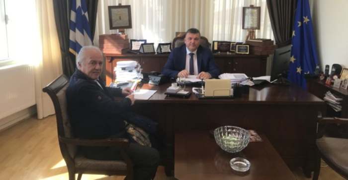 Παρεμβάσεις και ανάπλαση κοινόχρηστων χώρων στο κέντρο της Τσαριτσάνης