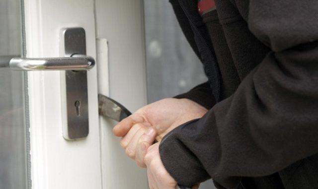 33ΧΡΟΝΟΣ ΚΑΤΗΓΟΡΕΙΤΑΙ ΓΙΑ 4 ΚΛΟΠΕΣ ΣΤΗΝ ΕΛΑΣΣΟΝΑ