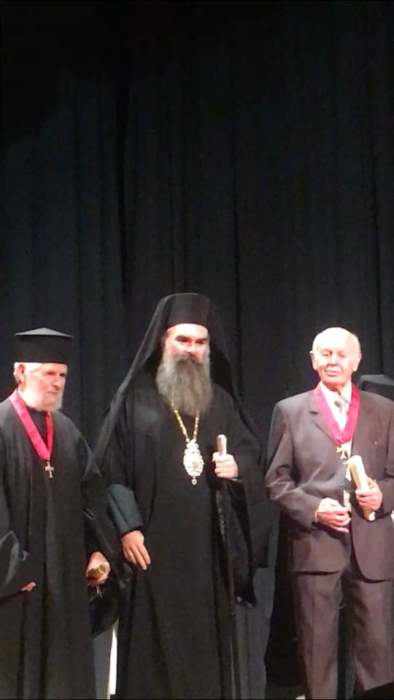 Τιμήθηκαν με τον Μεγαλόσταυρο από την Ι.Μ. Ελασσώνος