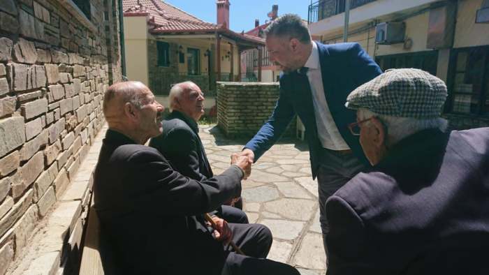 Κοντά στους κατοίκους του Λιβαδίου Ολύμπου ο Γιώργος Κατσιαντώνης