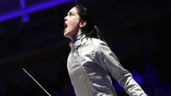 ΤΡΙΤΗ ΣΤΟ ΠΑΓΚΟΣΜΙΟ ΞΙΦΑΣΚΙΑΣ Η ΚΡΑΝΙΩΤΙΣΣΑ ΔΩΡΑ ΓΚΟΥΝΤΟΥΡΑ