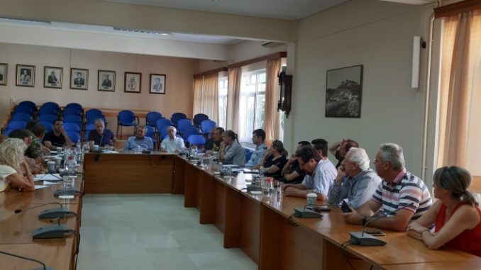 ΣΥΣΚΕΨΗ ΓΙΑ ΤΗΝ ΠΟΛΙΤΙΚΗ ΠΡΟΣΤΑΣΙΑ ΠΡΑΓΜΑΤΟΠΟΙΗΘΗΚΕ ΣΤΟ ΔΗΜΑΡΧΕΙΟ ΕΛΑΣΣΟΝΑΣ