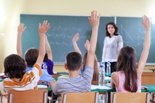 Ο ΣΥΛΛΟΓΟΣ ΕΚΠΑΙΔΕΥΤΙΚΩΝ Α/ΒΑΘΜΙΑΣ ΕΛΑΣΣΟΝΑΣ ΤΙΜΑ ΤΟΥΣ ΣΥΝΤΑΞΙΟΥΧΟΥΣ ΤΟΥ ΚΛΑΔΟΥ
