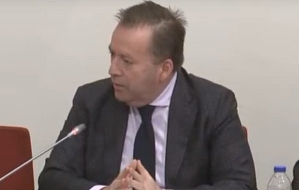 ΣΤΗΝ ΕΠΙΤΡΟΠΗ ΠΕΡΙΒΑΛΛΟΝΤΟΣ ΤΗΣ ΒΟΥΛΗΣ ΕΦΕΡΕ ΤΗ ΜΟΛΥΝΣΗ ΤΟΥ ΤΙΤΑΡΗΣΙΟΥ Ο Β. ΚΟΚΚΑΛΗΣ