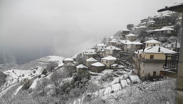 Στα λευκά Λιβάδι και Κοκκινοπηλός