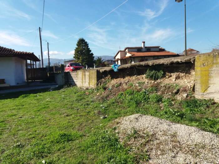 Τοιχίο αντιστήριξης στον Ευαγγελισμό από το Δήμο Ελασσόνας