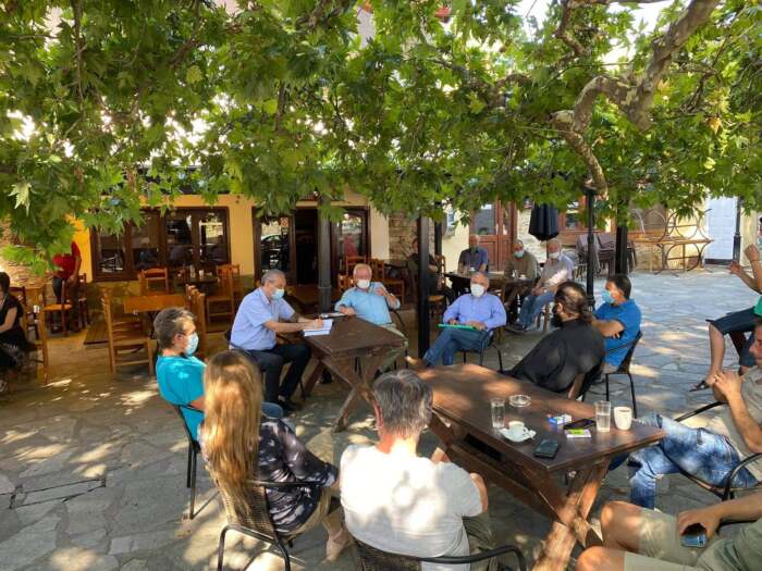 Στην κοινότητα Καρυάς ο Δήμαρχος Ελασσόνας