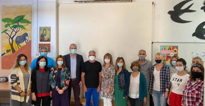 Στα Ειδικά Σχολεία Γαλονόβρυσης και Ελασσόνας ο Ν. Γάτσας