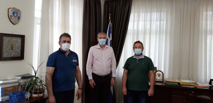 Με το νέο διοικητικό συμβούλιο του «Οικονόμου Τσαριτσάνης» συναντήθηκε ο δήμαρχος Ελασσόνας