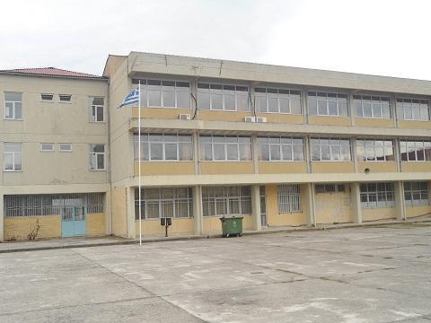 Ο Σύλλογος Γονέων μαθητών ΓΕΛ Ελασσόνας για κρούσμα κορωνοϊού: Ζητάμε δωρεάν τεστ