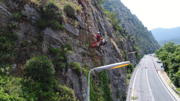 Κλείνει από σήμερα η κοιλάδα των Τεμπών λόγω έργων βραχοπροστασίας