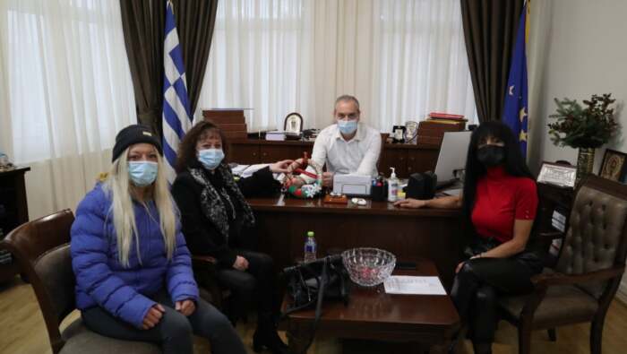 Χριστουγεννιάτικες Ευχές από το Σύλλογο «Ελασσονίτες Εθελοντές – Ενεργοί Πολίτες»