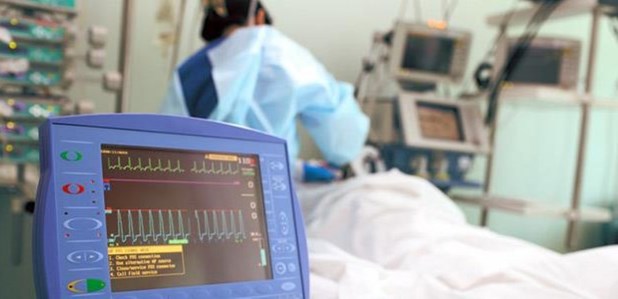 Θρήνος: Από την Ελασσόνα ο 47χρονος υπάλληλος των Φυλακών Λάρισας που πέθανε από κορωνοϊό