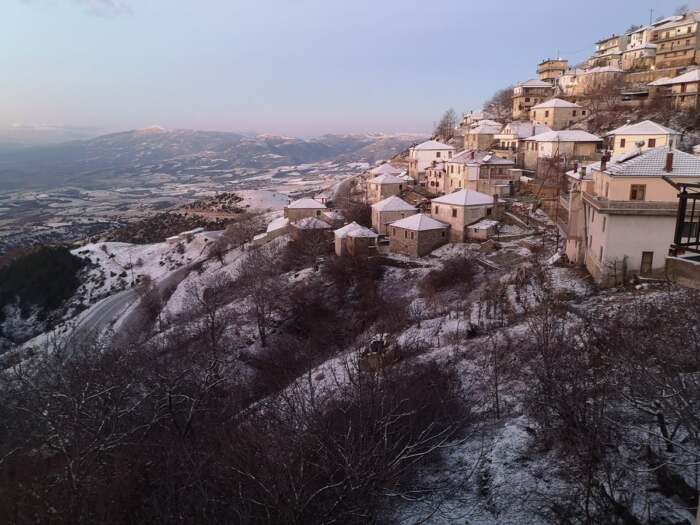 Χιόνισε στο Λιβάδι Ελασσόνας- Υπέροχες εικόνες