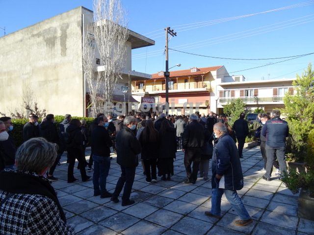 Θλίψη και πόνος στην Συκέα Ελασσόνας και τη Χαλκίδα – Κηδεύτηκε με μια εβδομάδα καθυστέρηση ο Γ. Αγριόδημος