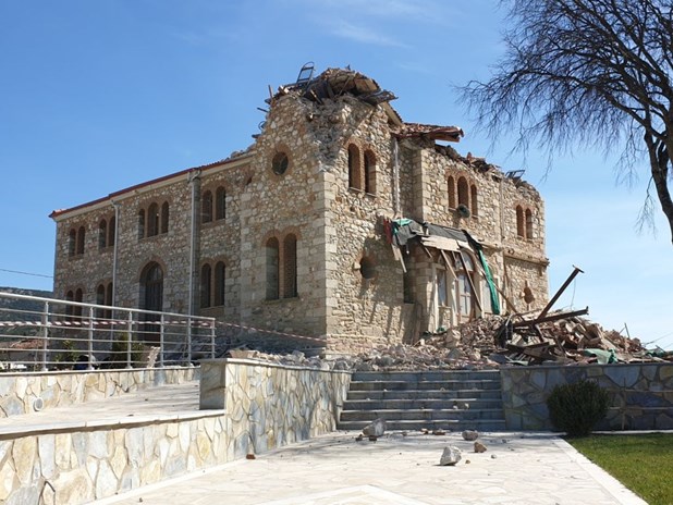 Σεισμός: Πάνω από 25 ναοί υπέστησαν ζημιές – Προσπάθειες να σωθούν κειμήλια