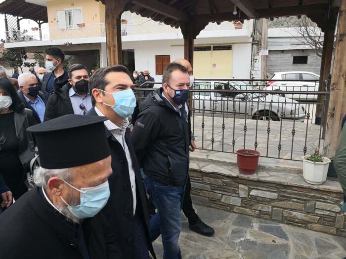 Κόκκαλης με Τσίπρα στο Δαμάσι: Η πολιτεία να υπερβεί εαυτόν για τους σεισμοπαθείς