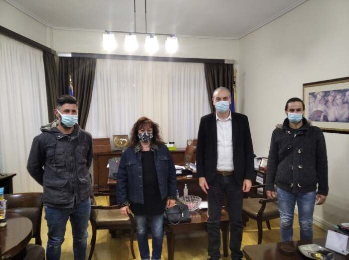 H Επιτροπή Διεκδίκησης και Αλληλεγγύης συναντήθηκε με τον δήμαρχο Ελασσόνας για τις αποζημιώσεις των σεισμόπληκτων