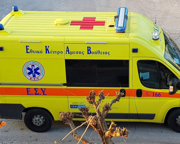 Σύγκρουση αυτοκινήτου με φορτηγό στο δρόμο Ελασσόνας-Βερδικούσιας – Σοβαρά τραυματίστηκε 29χρονος