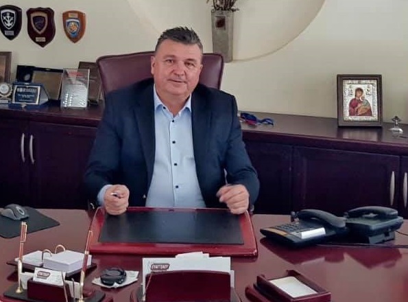 Ανάρτηση σε αυστηρό τόνο από τον Ν. Ευαγγέλου κατά δημοτικής αρχής και Γάτσα σε ότι αφορά τους σεισμόπληκτους