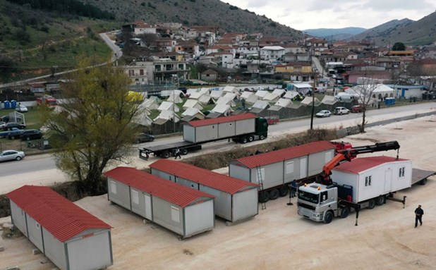 Δήμοι Τυρνάβου – Ελασσόνας: Εξαντλούνται τα χρήματα για τους σεισμοπαθείς