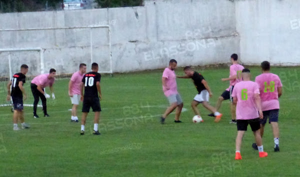 Συνεχίζονται οι μάχες στο τουρνουά 8X8 του Οικονόμου Τσαριτσάνης (φωτ.)