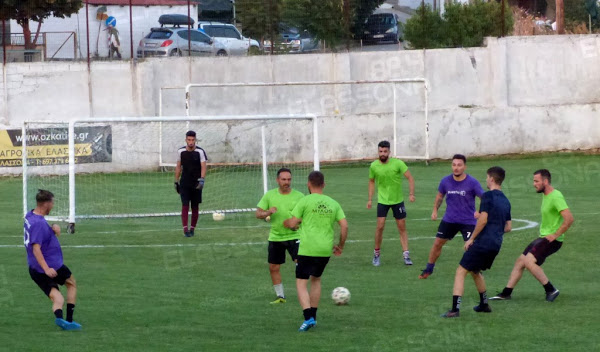 Κορυφώνονται οι μάχες στο τουρνουά 8X8 του Οικονόμου Τσαριτσάνης (φωτ.)