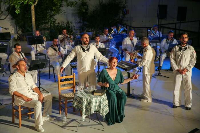 Η περίφημη Μπάντα του Πολεμικού Ναυτικού σε μια μαγική συναυλία στο  Βόλο την Τετάρτη 25 Αυγούστου