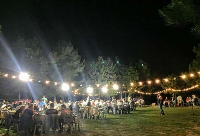 Αντάμωσαν οι Σκαμνιώτες στο λόφο του ξενώνα στη Σκαμνιά (φωτο)