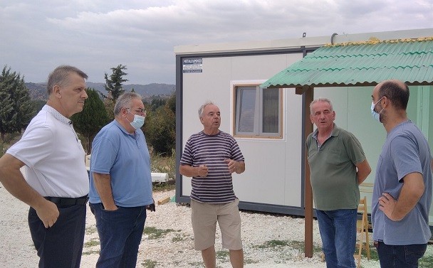 ΚΛΙΜΑΚΙΟ ΣΤΕΛΕΧΩΝ ΤΟΥ ΚΚΕ ΣΤΑ ΣΕΙΣΜΟΠΛΗΚΤΑ ΧΩΡΙΑ ΤΟΥ ΔΗΜΟΥ ΕΛΑΣΣΟΝΑΣ