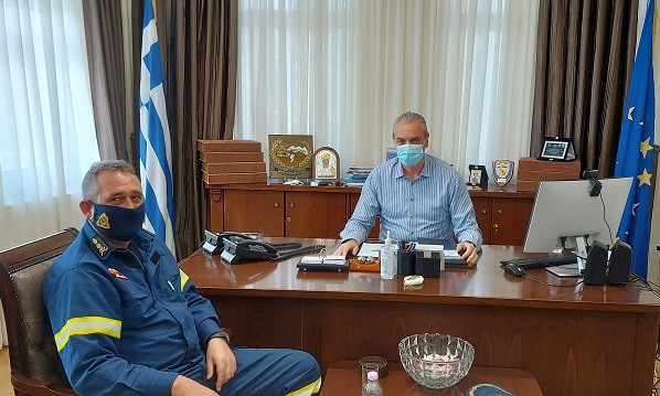 ΤΟΝ ΔΗΜΑΡΧΟ Ν. ΓΑΤΣΑ ΕΠΙΣΚΕΦΘΗΚΕ Ο ΝΕΟΣ ΔΙΟΙΚΗΤΗΣ Π.Υ. ΕΛΑΣΣΟΝΑΣ