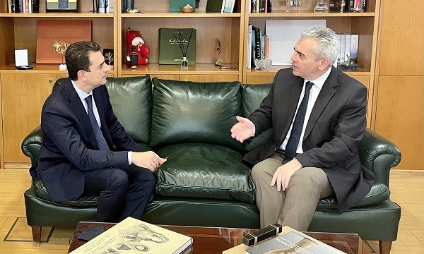 ΝΑ ΤΑΚΤΟΠΟΙΗΘΟΥΝ ΤΑ ΑΥΘΑΙΡΕΤΑ ΣΕΙΣΜΟΠΛΗΚΤΑ ΚΤΙΡΙΑ ΣΕ ΕΛΑΣΣΟΝΑ ΚΑΙ ΤΥΡΝΑΒΟ