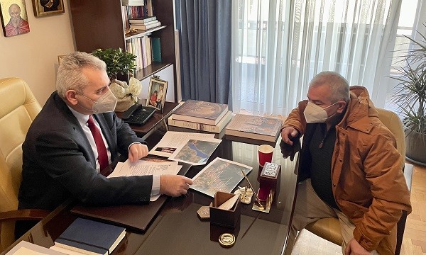 ΝΑ ΕΠΑΝΕΞΕΤΑΣΤΕΙ Η ΕΓΚΑΤΑΣΤΑΣΗ ΦΩΤΟΒΟΛΤΑΪΚΩΝ ΣΤΗΝ ΑΕΤΟΡΑΧΗ