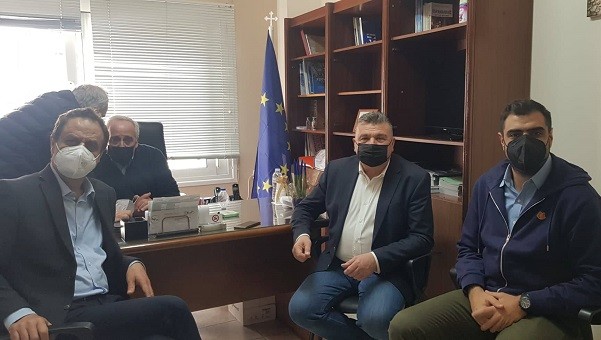 ΜΕ ΜΑΡΙΝΑΚΗ ΚΑΙ ΚΟΝΤΑΔΑΚΗ ΣΥΝΑΝΤΗΘΗΚΕ Ο ΝΙΚΟΣ ΕΥΑΓΓΕΛΟΥ