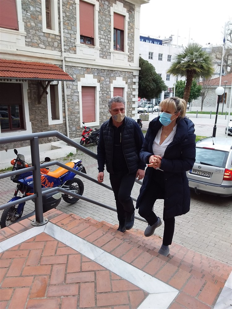 Δωρεά 700 βιβλίων στη Δημοτική Βιβλιοθήκη Ελασσόνας