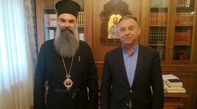 ΜΕ ΤΟΝ ΜΗΤΡΟΠΟΛΙΤΗ ΕΛΑΣΣΩΝΟΣ κ. ΧΑΡΙΤΩΝΑ ΣΥΝΑΝΤΗΘΗΚΕ Ο ΧΡ. ΚΕΛΛΑΣ