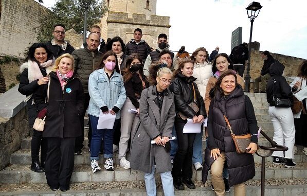 ΣΤΗ ΜΑΓΙΟΡΚΑ ΜΑΘΗΤΕΣ ΤΟΥ ΛΥΚΕΙΟΥ ΚΑΛΛΙΘΕΑΣ ΕΛΑΣΣΟΝΑΣ