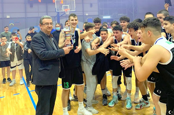 Πρωταθλητής παίδων Θεσσαλίας για 4η χρονιά ο Κεραυνός Λάρισας – Την απονομή του Κυπέλλου ο υπεύθυνος αναπτυξιακού της ΕΣΚΑΘ Ζήσης Δότας