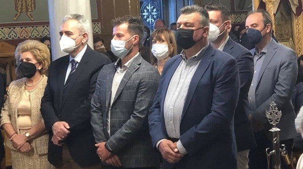 ΣΤΟΝ ΑΡΧΙΕΡΑΤΙΚΟ ΕΣΠΕΡΙΝΟ ΣΤΟ ΛΙΒΑΔΙ Ο ΝΙΚΟΣ ΕΥΑΓΓΕΛΟΥ