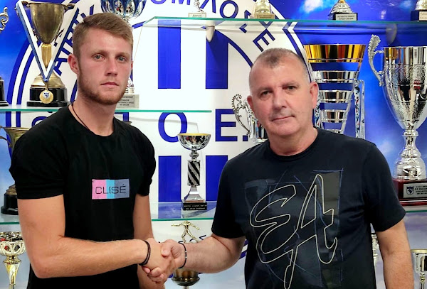 Ανακοίνωσε την πρώτη μεταγραφή ΠΟΕ – Απέκτησε τον επιθετικό Γιάννη Βλαχάκη