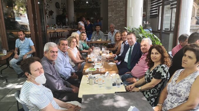 ΑΠΕΝΑΝΤΙ ΣΤΟ ΨΕΜΑ Ο ΛΑΟΣ ΕΤΟΙΜΑΖΕΙ «EXIT PASS» ΑΠΟ ΤΗΝ ΕΞΟΥΣΙΑ ΓΙΑ ΤΗΝ ΚΥΒΕΡΝΗΣΗ ΜΗΤΣΟΤΑΚΗ