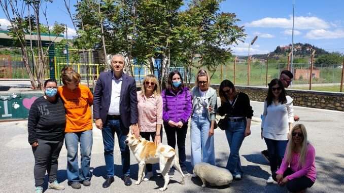 ΔΗΜΟΣ ΕΛΑΣΣΟΝΑΣ: ΕΞΑΣΦΑΛΙΣΕ ΧΡΗΜΑΤΟΔΟΤΗΣΗ ΓΙΑ ΣΤΕΙΡΩΣΕΙΣ ΚΑΙ ΝΕΟ ΕΞΟΠΛΙΣΜΟ ΓΙΑ ΤΑ ΑΔΕΣΠΟΤΑ